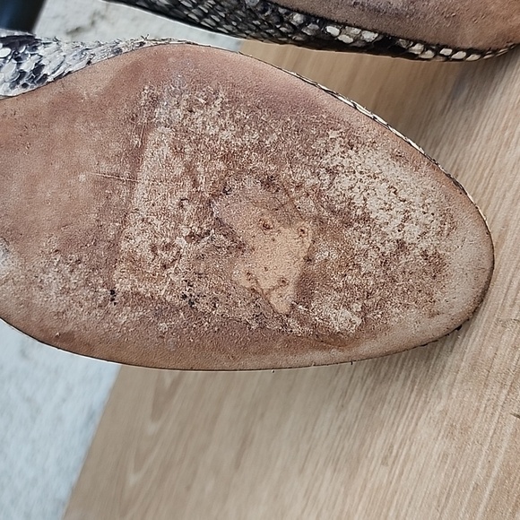 TORY BURCH Astoria Snakeskin Print Wedge Shoe 6 - Picture 9 of 13